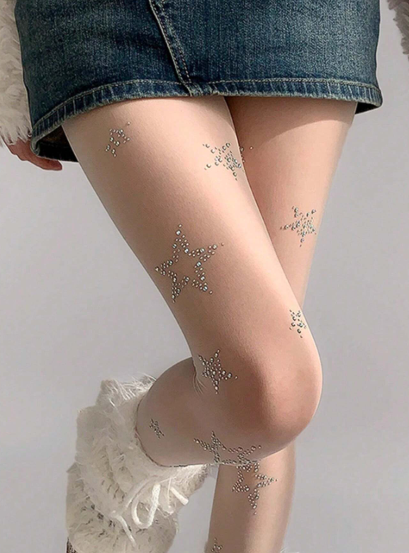 medias blancas con diamantes de imitación con estrellas