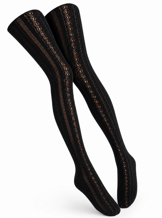 Pantimedias tipo Lolita de encaje vintage negro con diseño calado.